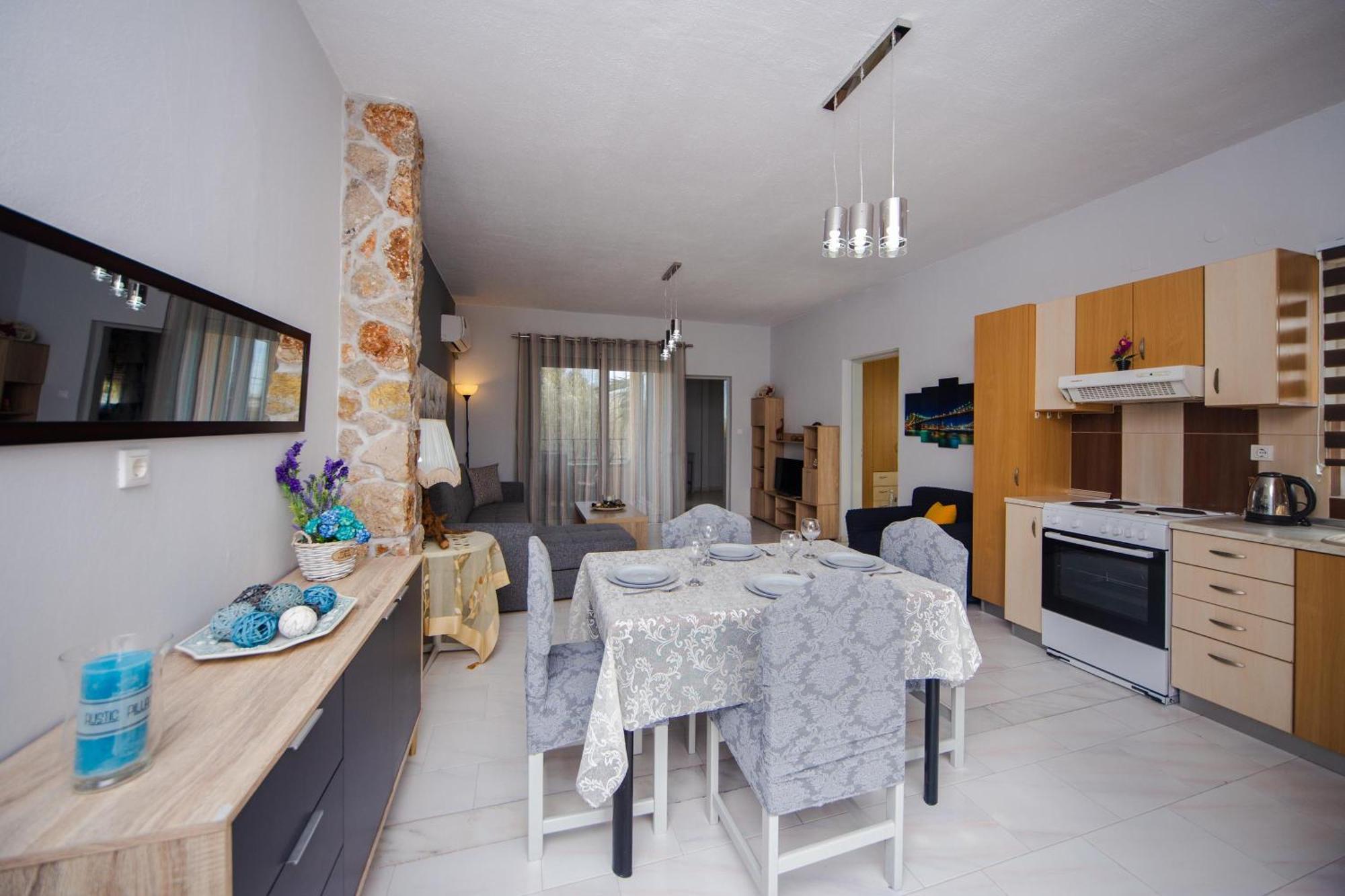 Sunset Apartments Archangelos  Pokoj fotografie